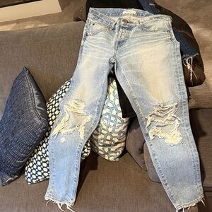 Moussy Light Blue Distressed Cropped Jeans